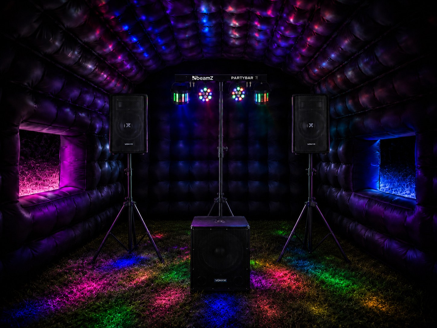 Tent met geluid en partybar